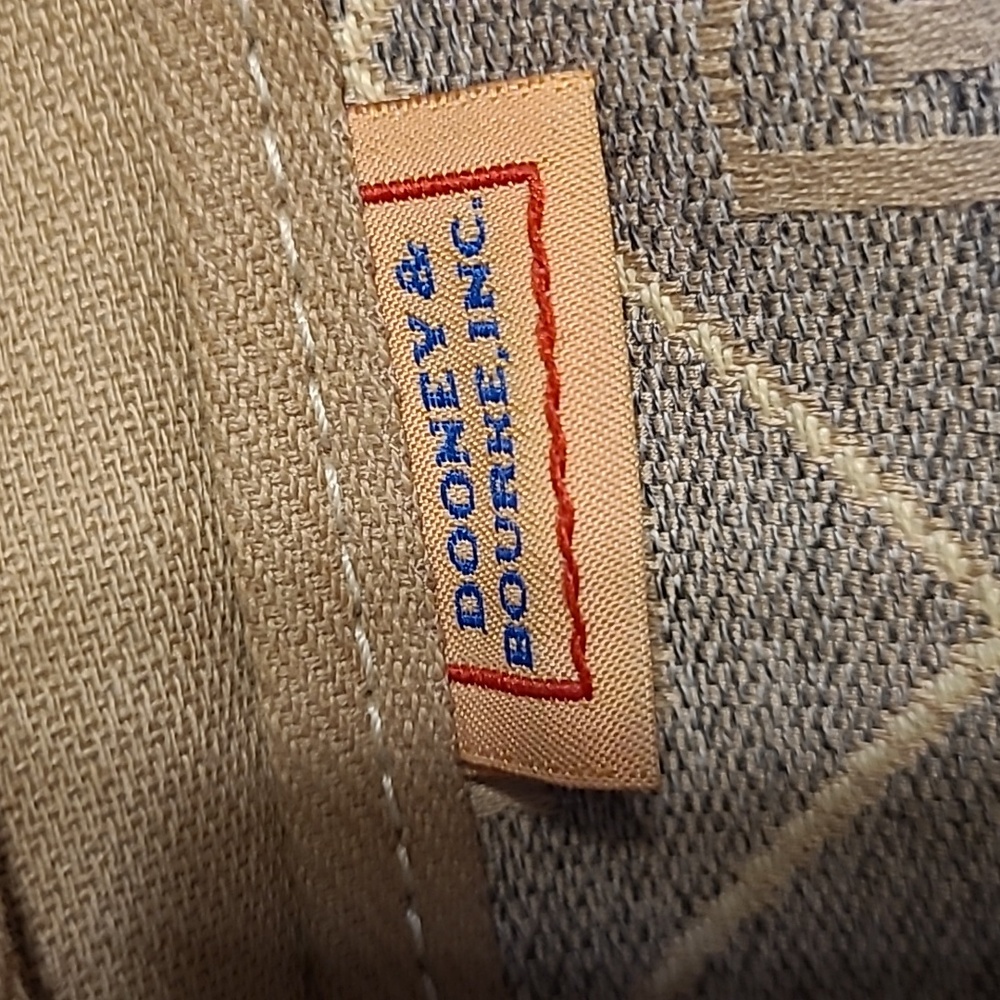 Dooney & Bourke Handbag, Pre-loved. - Picture 11 of 12